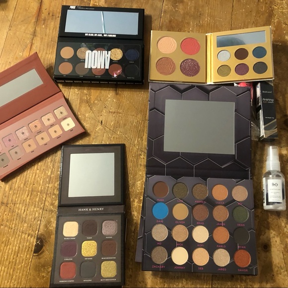 Eyeshadow Bundle with Makeup Hair Products and Nail Polish - Picture 4 of 11